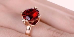 Romancing the ruby – CBS News