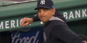 Yankees' manager Aaron Boone throws gum on field and gets ejected from game vs. Red Sox