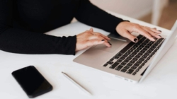 16 billion passwords leaked in breach affecting Google, Apple and Facebook