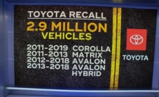 Toyota recalls 2.9 million vehicles over air bag issue