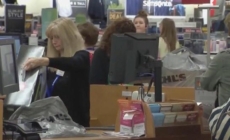 Holiday spending up 4% from 2018 as shoppers look for last minute deals