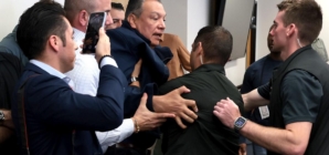 Photographer captures Sen. Alex Padilla’s takedown