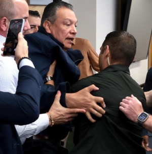 Photographer captures Sen. Alex Padilla’s takedown