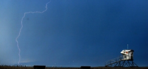 Thunderstorms sweep across SoCal, bringing dangerous dry lightning