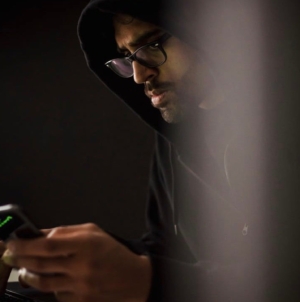 How to spot fake login alert scams and protect your online accounts