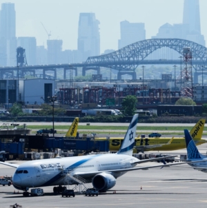 Newark Airport to open its shuttered runway Monday, 13 days ahead of schedule