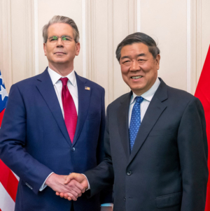 Senior U.S. and China envoys to meet for showdown trade talks in London