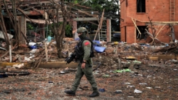 Bomb attacks in Colombia kill 7 with senator critical after shooting