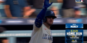 Max Muncy crushes second home run of game, extending Dodgers' lead over Yankees