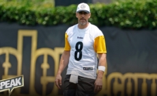 Aaron Rodgers hits the field at the Pittsburgh Steelers camp — Will it work in Pittsburgh? | Speak