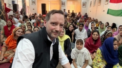 Persecuted Christians Show Gratitude to Hungarians for Lifesaving Support