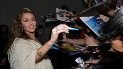 Miley Cyrus heckled into singing at Tribeca Festival