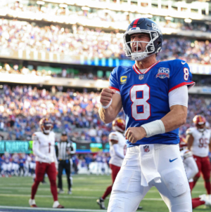 Daniel Jones Praised for Strong First Impression With Colts