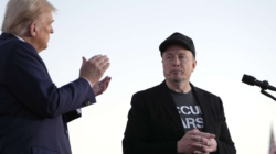 Trump Says He’ll ‘Take a Look’ at Elon Musk’s Government Contracts