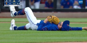 Mets' pitcher Griffin Canning suffers apparent lower leg injury vs. Braves