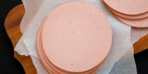 Nearly 150,000 pounds of bologna recalled due to undeclared “meat or poultry source materials”