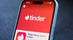 Tinder requires California users to verify their profiles using facial recognition