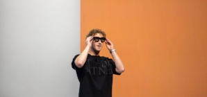 Meta introduces Oakley AI smart glasses that start at $399