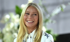 Topless Gwyneth Paltrow shares Tuscan breakfast recipe online, fans react