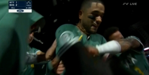 Carlos Narváez hits walk-off single, helping Red Sox defeat Yankees
