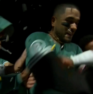 Carlos Narváez hits walk-off single, helping Red Sox defeat Yankees