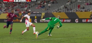 Suriname's Gyrano Kerk links up with Richonell Margaret to tie game vs. Costa Rica