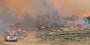 Riverside firefighters battle growing Mandalay fire; residents ordered to flee