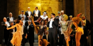 ‘I have no fear’: L.A. Opera lovers attend shows in downtown L.A. despite protests
