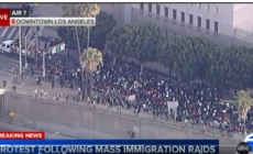 Hundreds in LA Protest ICE Raids as Mayor Says ‘We Will Not Stand for This’