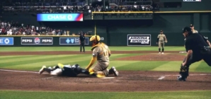 Diamondbacks complete comeback trailing four runs in ninth inning vs. Padres