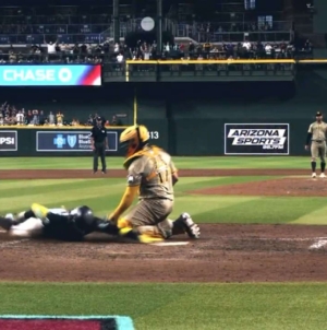 Diamondbacks complete comeback trailing four runs in ninth inning vs. Padres