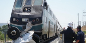 Metrolink train and semi collide in Moorpark, killing truck’s driver