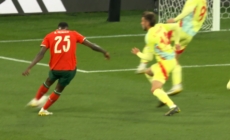 Portugal's Nuno Medes scores equalizer vs. Spain