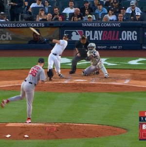 Austin Wells crushes a three-run homer as Yankees grab 3-1 lead over Red Sox