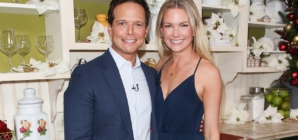 Kelley Wolf detained by police in video after announcing divorce from Scott Wolf