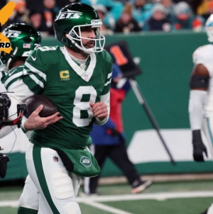 Aaron Rodgers ‘not as interesting as he used to be’, Is he still an elite QB? | The Herd
