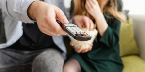 8 simple steps to cut the cord and save money on expensive cable bills