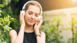 AI-generated band earns thousands on Spotify with no human musicians involved