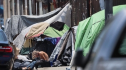 Homelessness declined in Hollywood, but not Skid Row, study finds