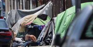 Homelessness declined in Hollywood, but not Skid Row, study finds