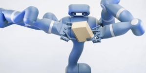 Autonomous robot with muscles, smarts and zero sick days