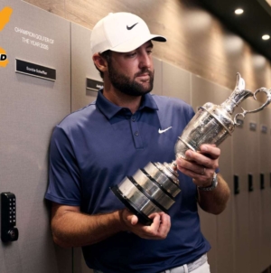 Scottie Scheffler wins US Open, How does he compare to Tiger Woods? | The Herd
