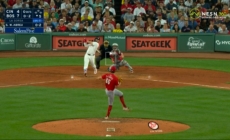 Wilyer Abreu belts inside-the-park homer to help Red Sox extend lead over Reds