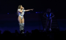 Jennifer Lopez Wows Budapest at Her First Concert in Hungary