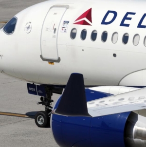 Pilot accused of child sex crimes is taken from cockpit minutes after flight lands in California