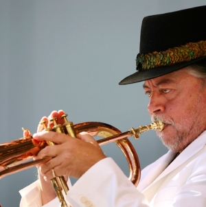 Grammy winner Chuck Mangione, known for ‘Feels So Good,’ dies at 84