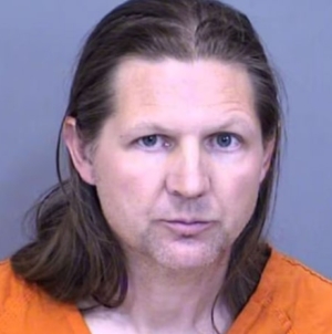 Man allegedly drugged, smothered his wife at dementia care facility