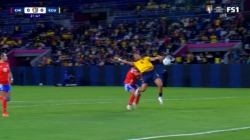Nayely Bolaños scores a goal in 24' to give Ecuador a 1-0 lead over Chile