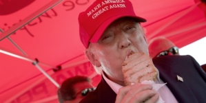 Odd foods dominate iconic state fair, plus top 10 US airports revealed