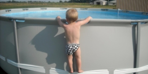 Millions of above-ground pools recalled due to toddler drownings in California, elsewhere